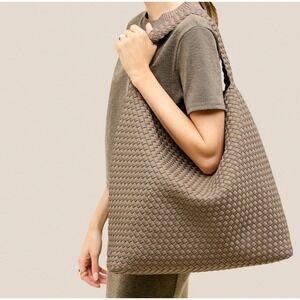 Naghedi Nomad Lg Hobo in Cashmere